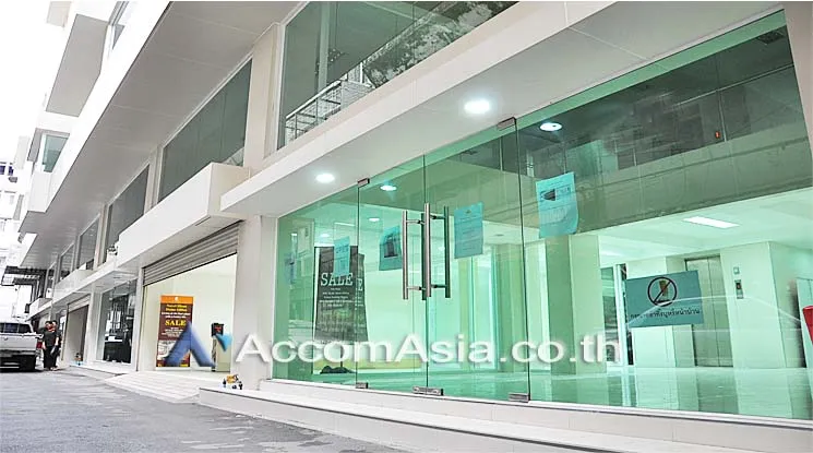 unit Office space For Sale in Silom, Bangkok  near BTS Sala Daeng (AA13163)